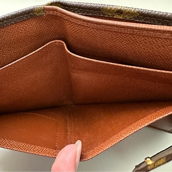 Vintage Louis Vuitton Monogram Portefeiulle Elise Trifold Wallet - Picture 9 of 10